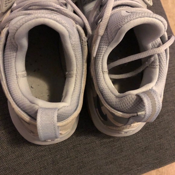 Men's Nike Paul Geroge PG 1 Basketball Shoe 7.5 - Picture 4 of 5